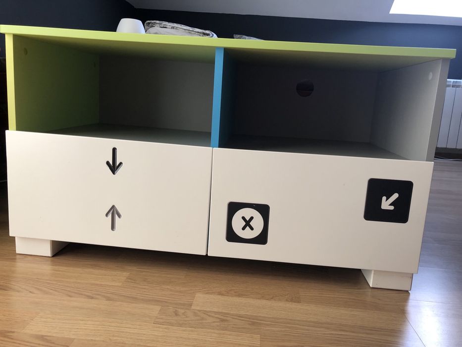 Zestaw mebli młodzieżowych, kolekcja Young LOL firmy Meblik.