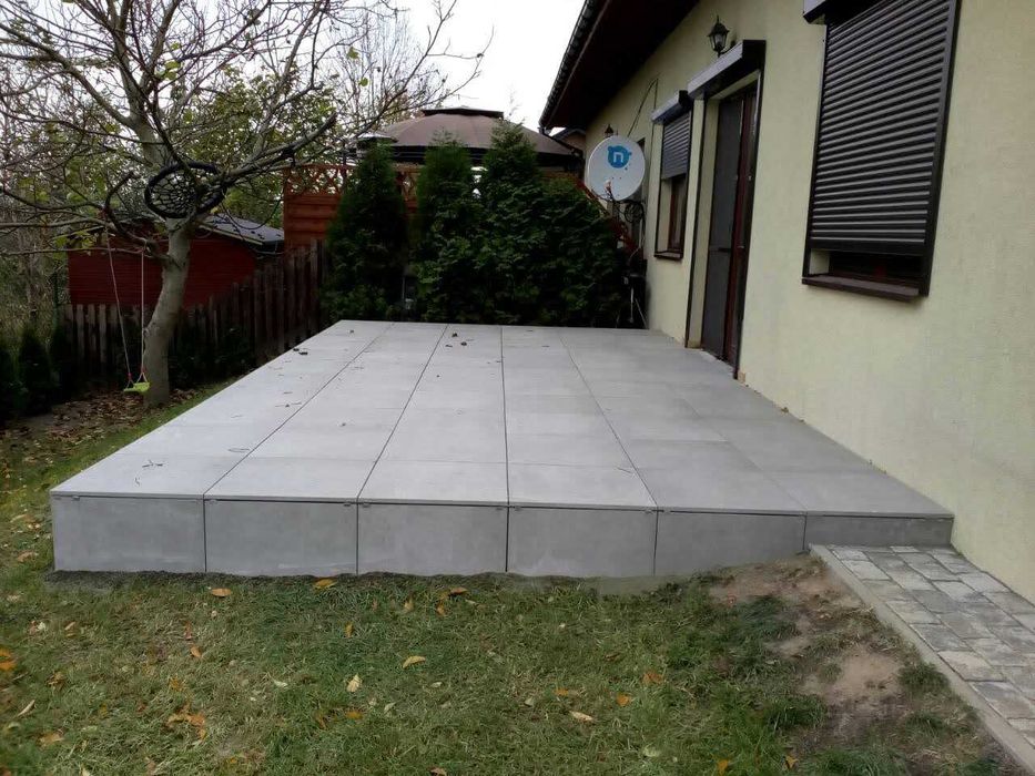 Tarasy drewniane, wentylowane, z płyt betonowych lub gresowych