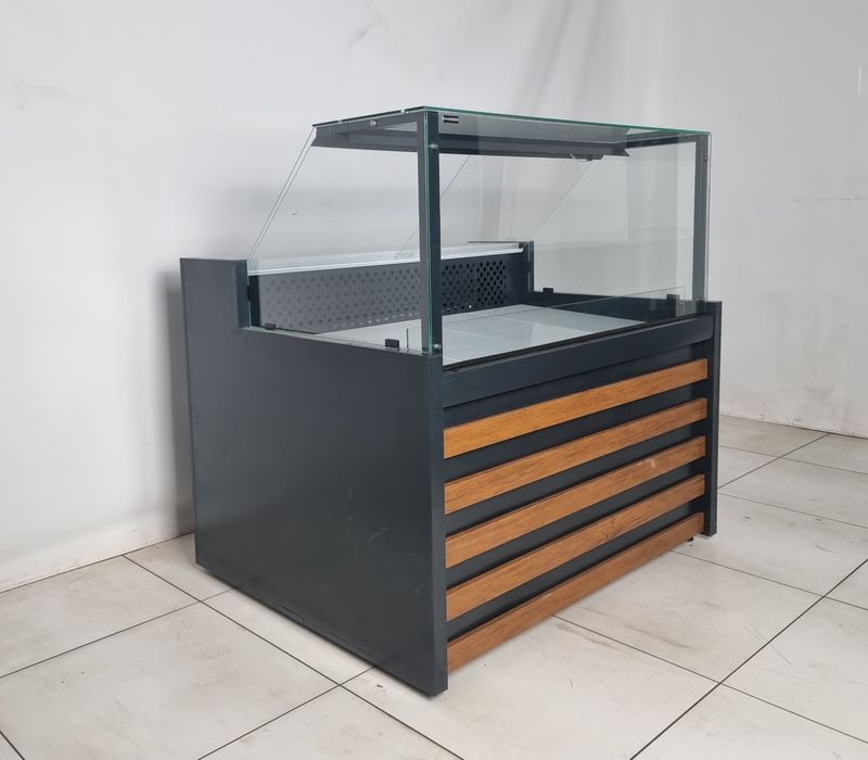 Гастрономічна холодильна вітрина FRIGO-M