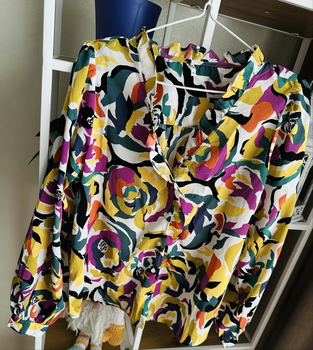 Сорочки та блузки