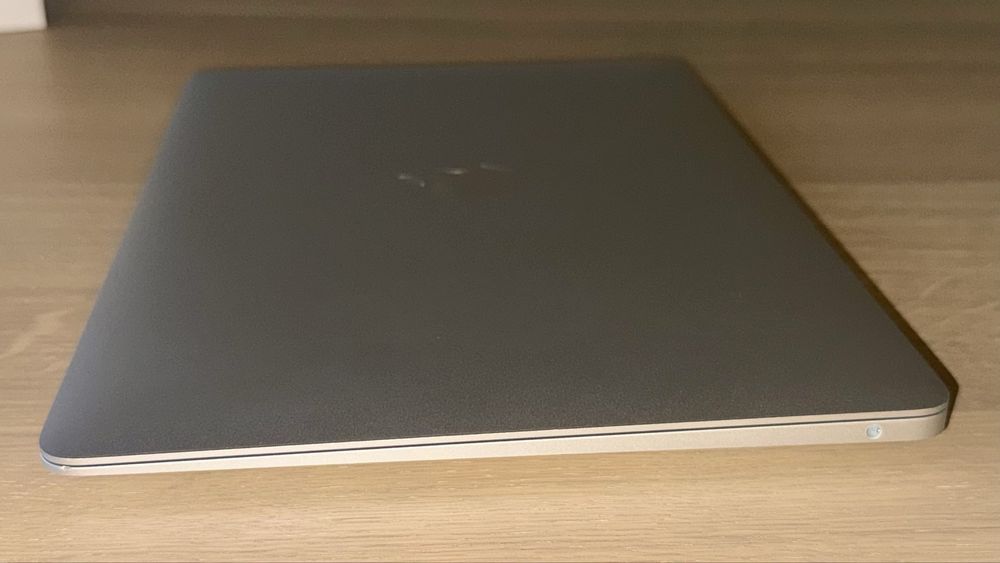 Apple MacBook Air 13 M1 8GB Ram 512GB