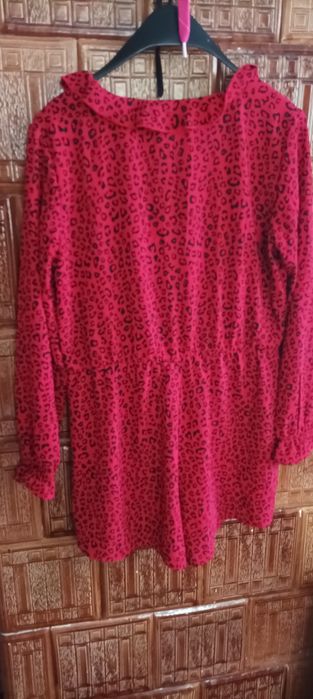 Czerwony kombinezon w panterkę H&M rozmiar 44 eleganckie