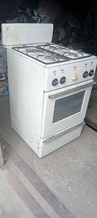 Продам газ.плиту ПГ-4.