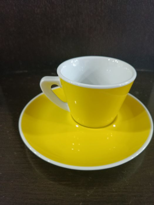 Chávenas de café, chã etc.