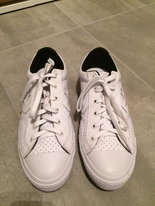 Buty Converse białe skórzane jak nowe.