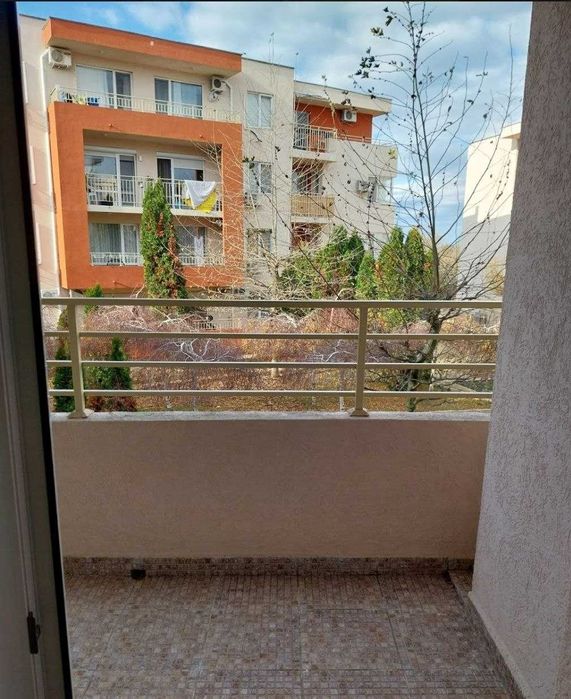 Продам НЕДОРОГО студию в лучшем комплексе на Солнечном Берегу Болгарии