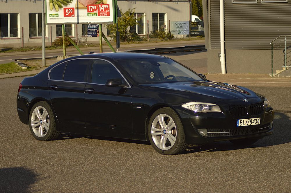 BMW seria 5 F10 525d 211KM