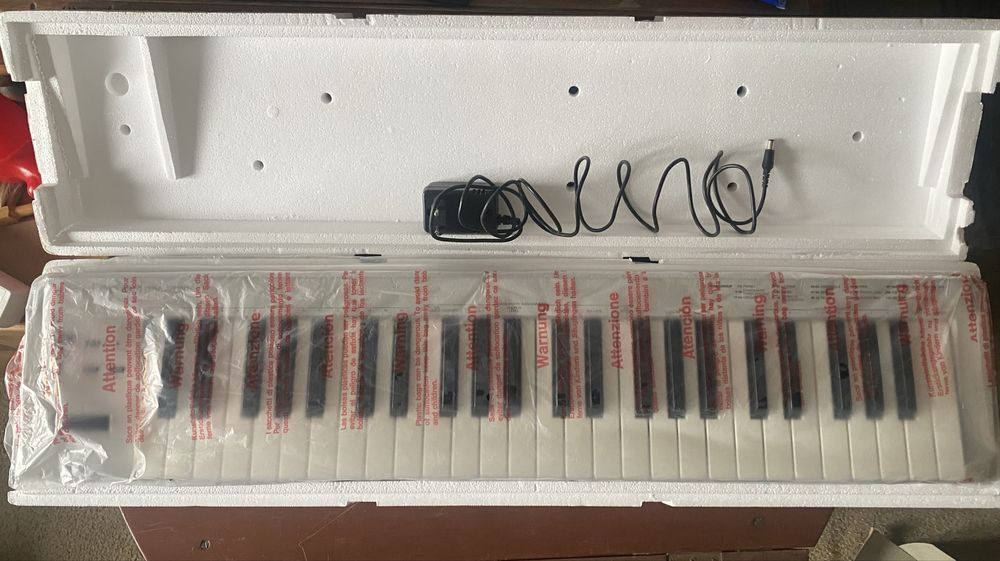 Teclado MIDI Roland PC180