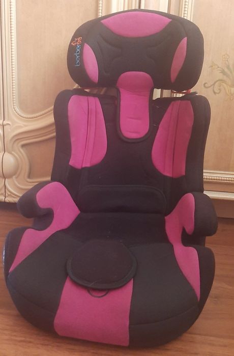 Крісло дитяче в автомобіль.