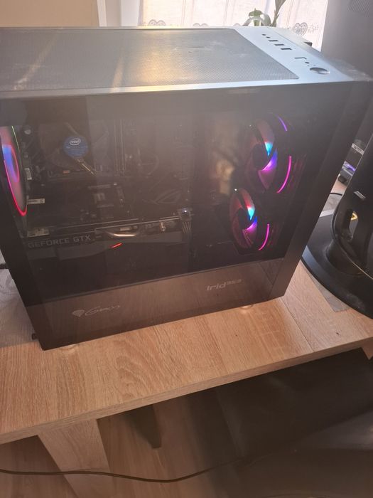 Komputer stacjonarny