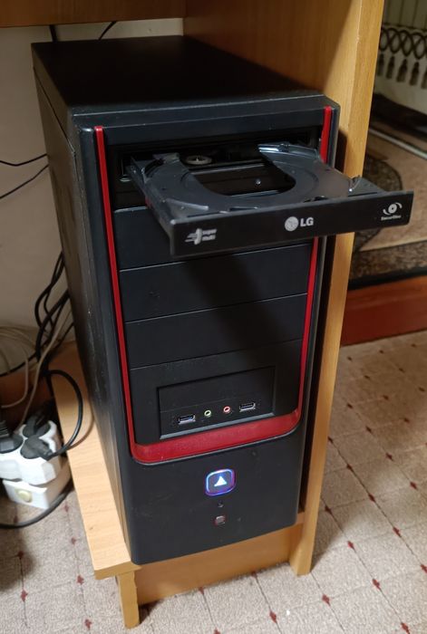 Комп'ютер повний комплєкт