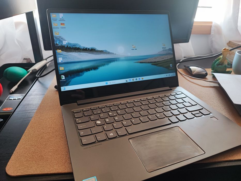 Portátil Lenovo ideapad 530s-14ikb com placa gráfica dedicada