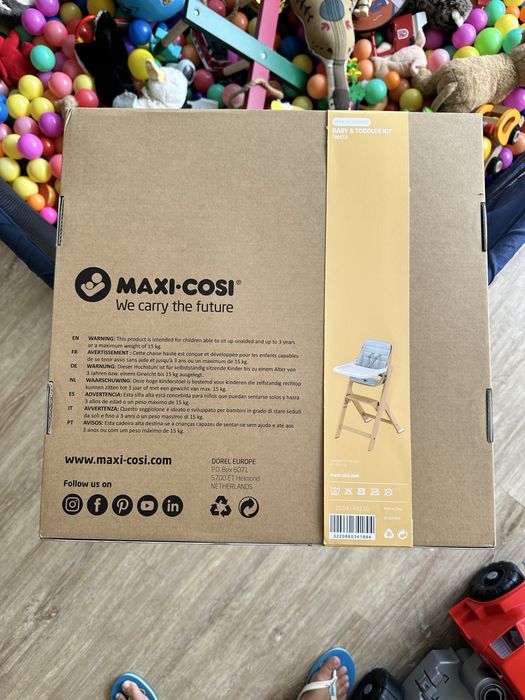 Cadeira de papa maxi cosi com kit recem nascido. Nova!