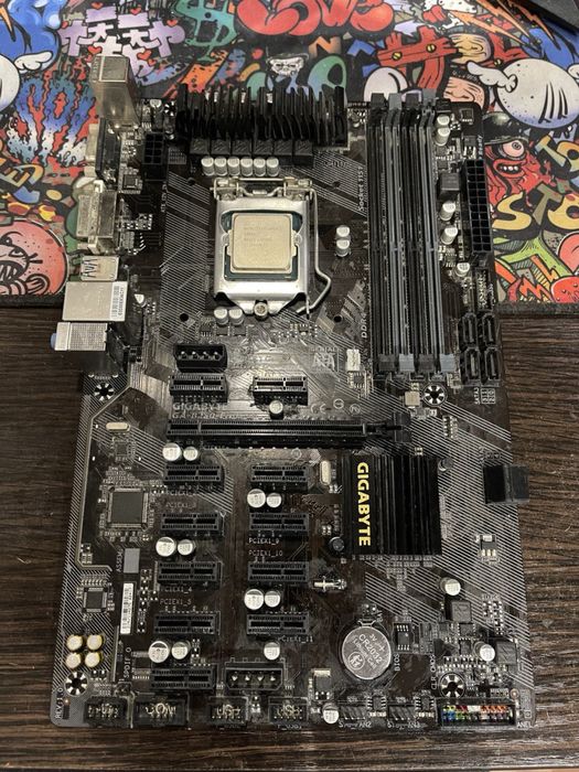 Материнська плата Gigabyte B250 Fintech s1151