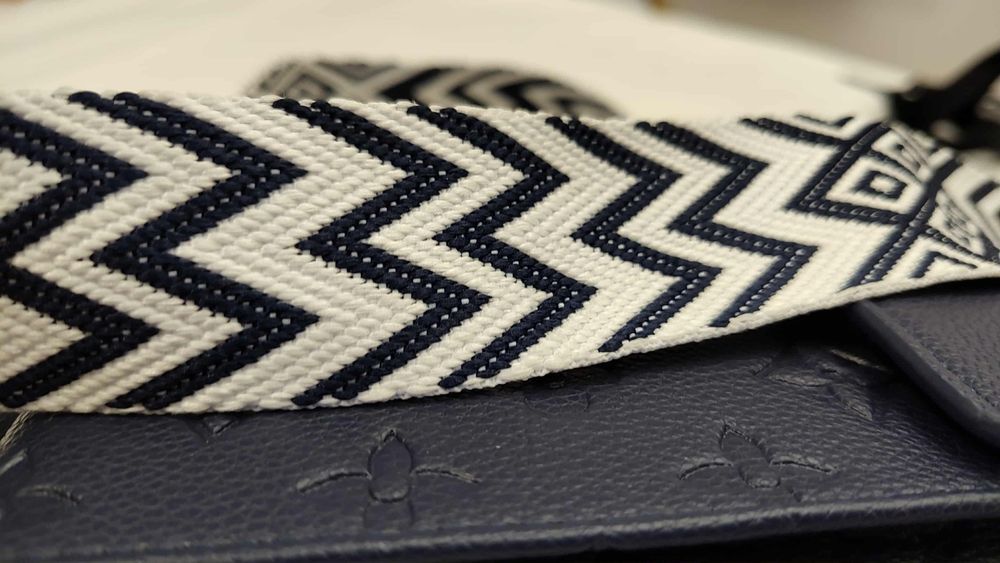 torebka na telefon Turcja Louis Vuitton