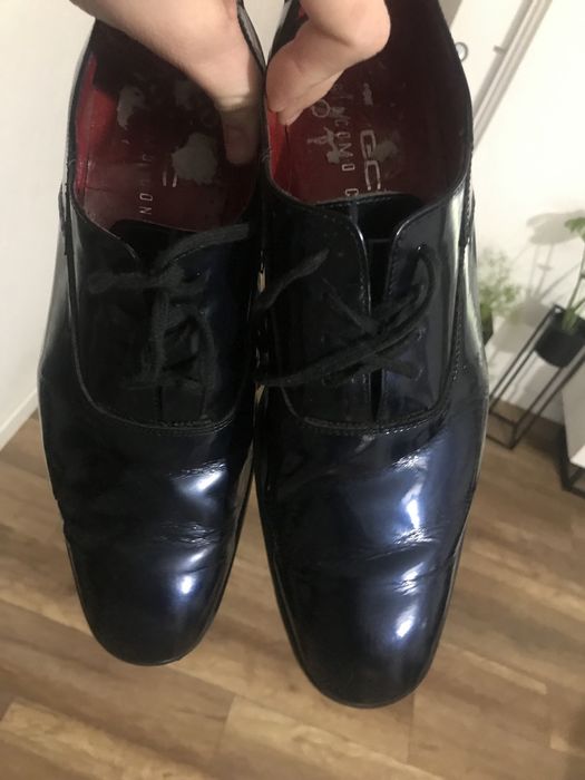 Buty lakierki do garnituru Giacomo conti
