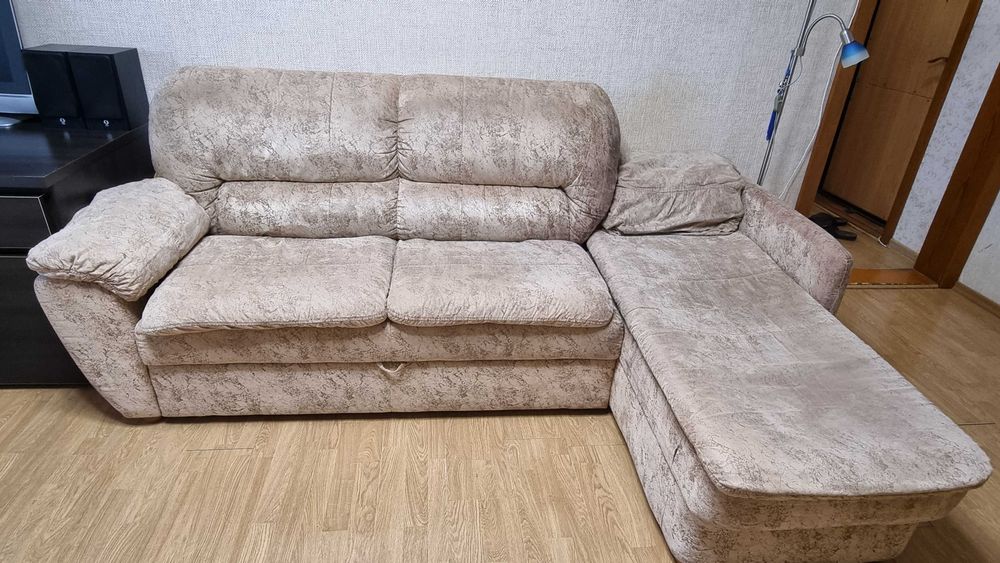 Продам диван ЛВС
