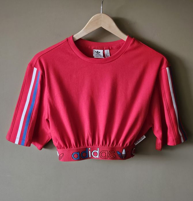 Top  Adidas rozmiar 32/34      XS/S