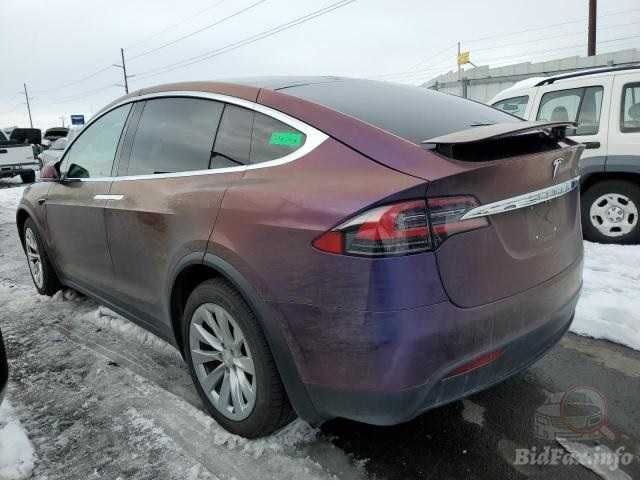 Продаю Tesla Model X 2016 року