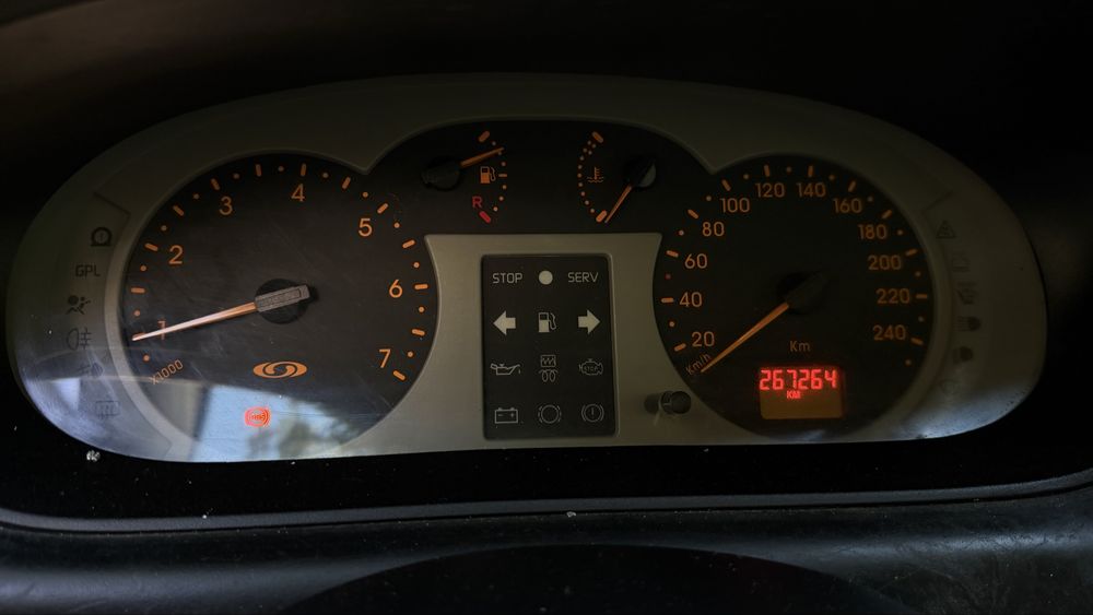 Renault scenic rx4