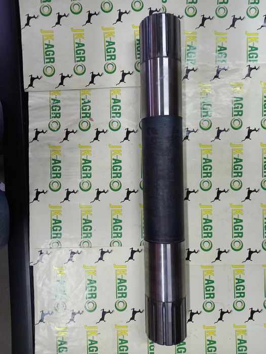 Wałek podnośnika John Deere 7530, 6930,6830, L168104