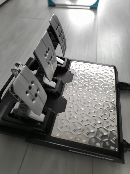 PLAYSEAT, Thrumaster T-GT 2, T-LCM, Zestaw.