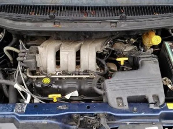 EGA kompletny silnik 3.3 V6 Chrysler Voyager Grand Voyager