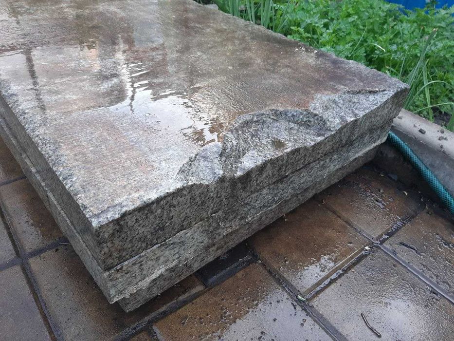 Гранітні плити (2 шт)