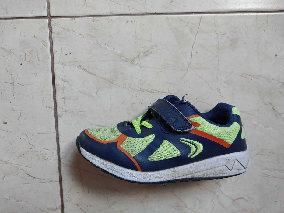 Buty sportowe 28 1/2 adidaski Clarks sneakersy