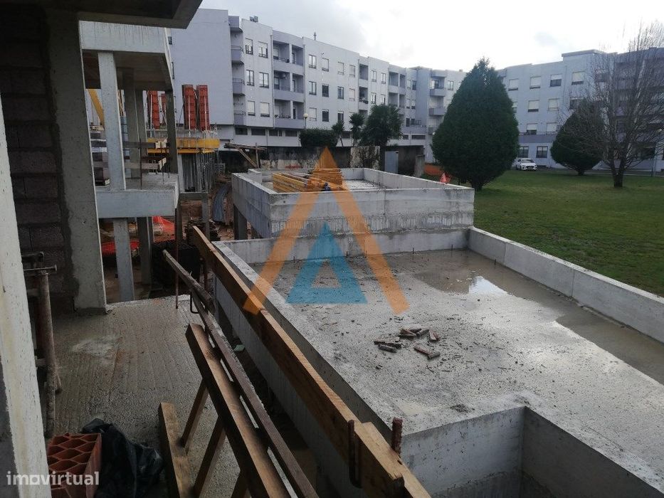 'OPORTUNIDADE ÚNICA: Adquira a Sua Nova Moradia T3 em Paços de Bran...