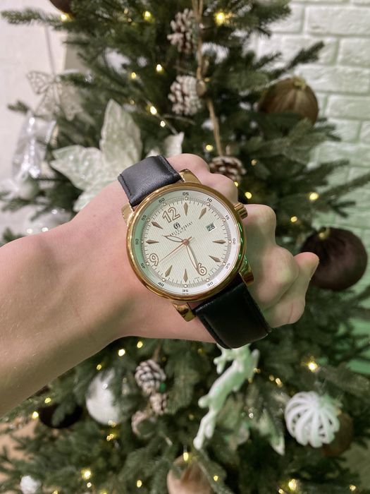 годинник Charles Hubert Paris