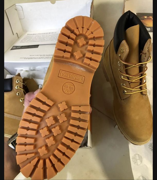 Botas timberland novas com caixa