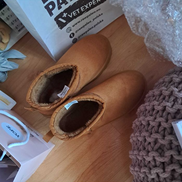 Buty damskie śniegowce