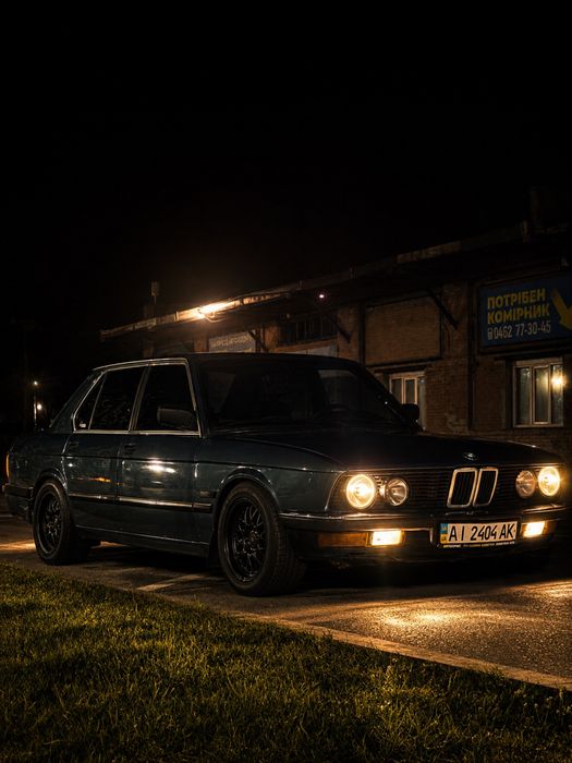 Bmw е28 520і.