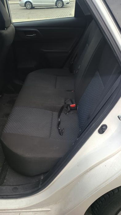 Niezawodna Toyota Auris 2014 Kombi Polska