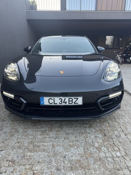 Porsche Panamera Sport Turismo 4 E-Hybrid | 462 cv | Teto Panorâmico | Suspensão Pneumática | 2022