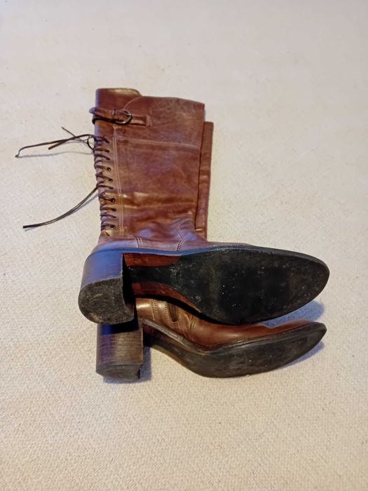 Botas em Couro Original