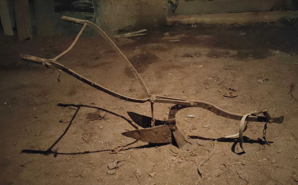 Stare maszyny rolnicze - pług konny