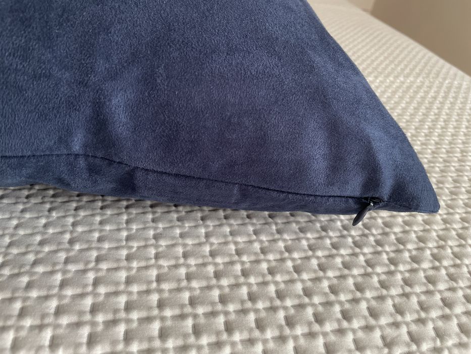 SUPER PREÇO - 2 almofadas grandes decorativas Maison du Monde (azul)