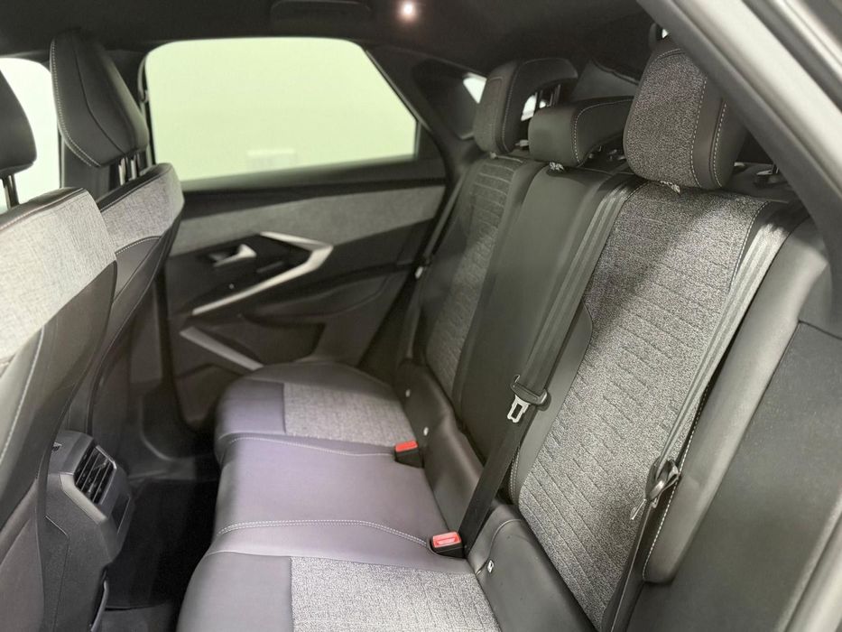 Peugeot 3008 1.2 Hybrid Allure e-DCS6