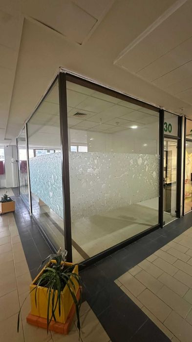 Lojas no Laranja Shopping Center