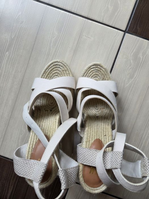 Espadryle na koturnie, sandałki na koturnie HM