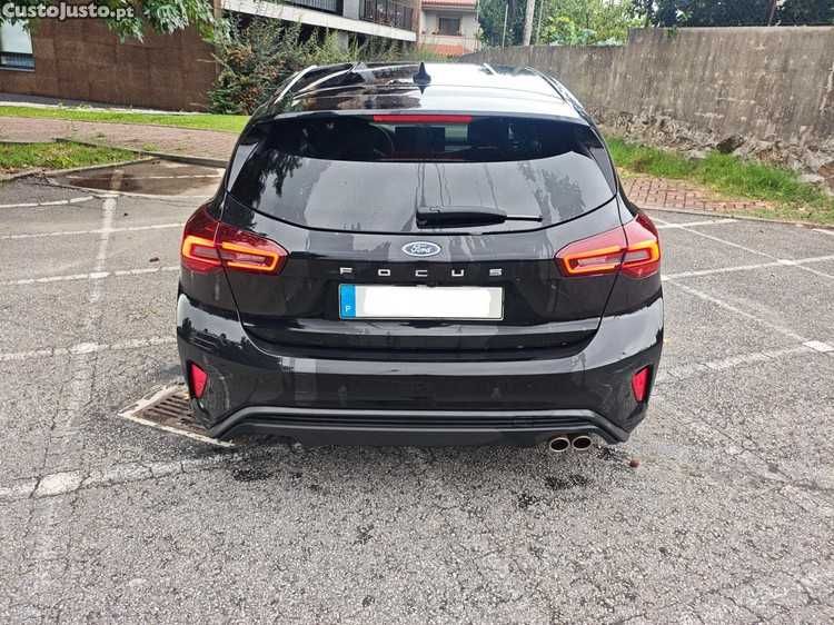 Ford Focus 1.0 EcoBoost mHEV ST-Line X Aut — photo 2