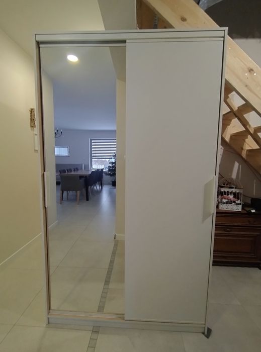 Szafa Ikea biała przesuwne drzwi