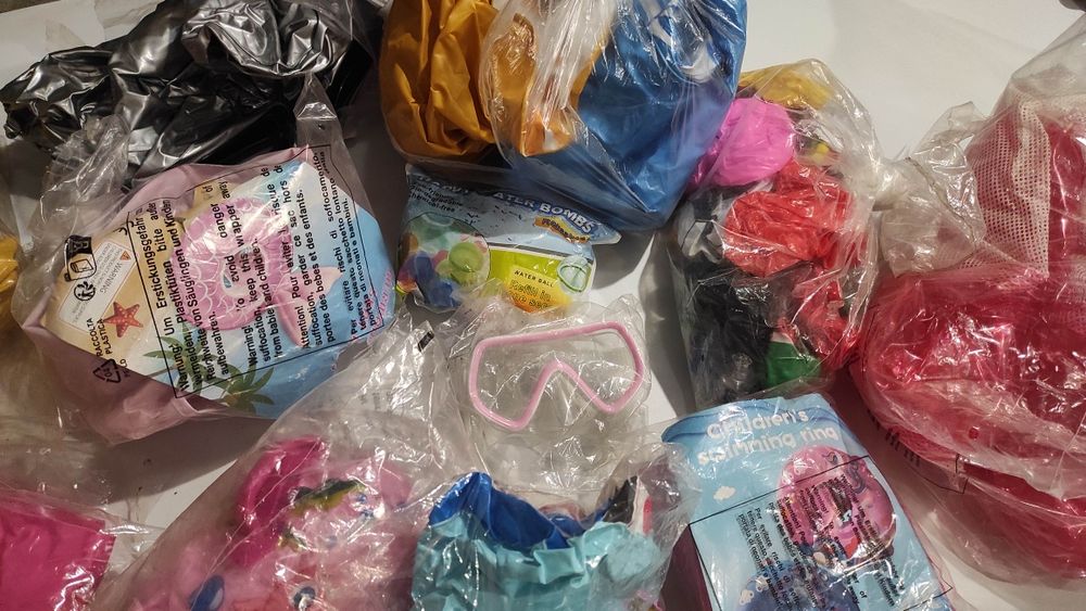 Zestaw dmuchanych zabawek do basenu koła dmuchane pompowane, materace