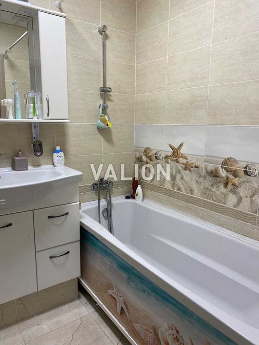 Продаж 1к.квартири вул. Райдужна 50, ЖБ Light hous. Без %