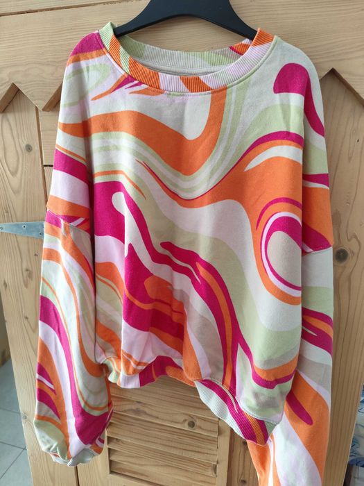 Kolorowa bluza H&M na ok 146