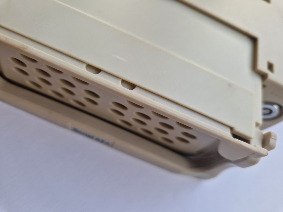 Caixa amovivel para disco sata