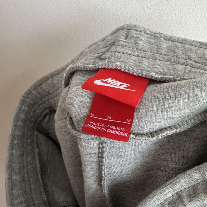 Чоловічі шорти NIKE  Tech Fleece М
