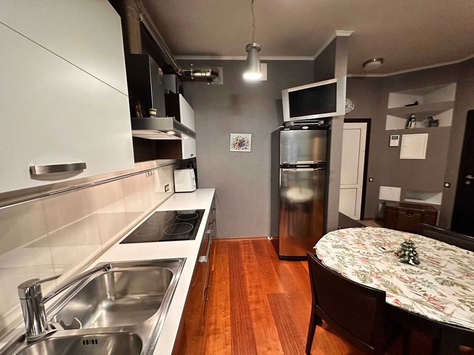 Продаж двокімнатної 64.1 кв.м. на Печерську вул. Коновальця 36в